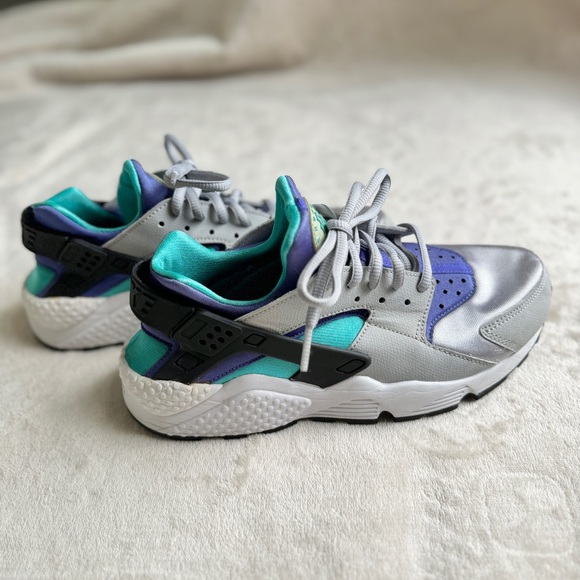 NIKE AIR HUARACHE RUN GRAPE WOMENS 8 SNEAKER ATHLETIC STREETWEAR SHOE - Picture 2 of 10